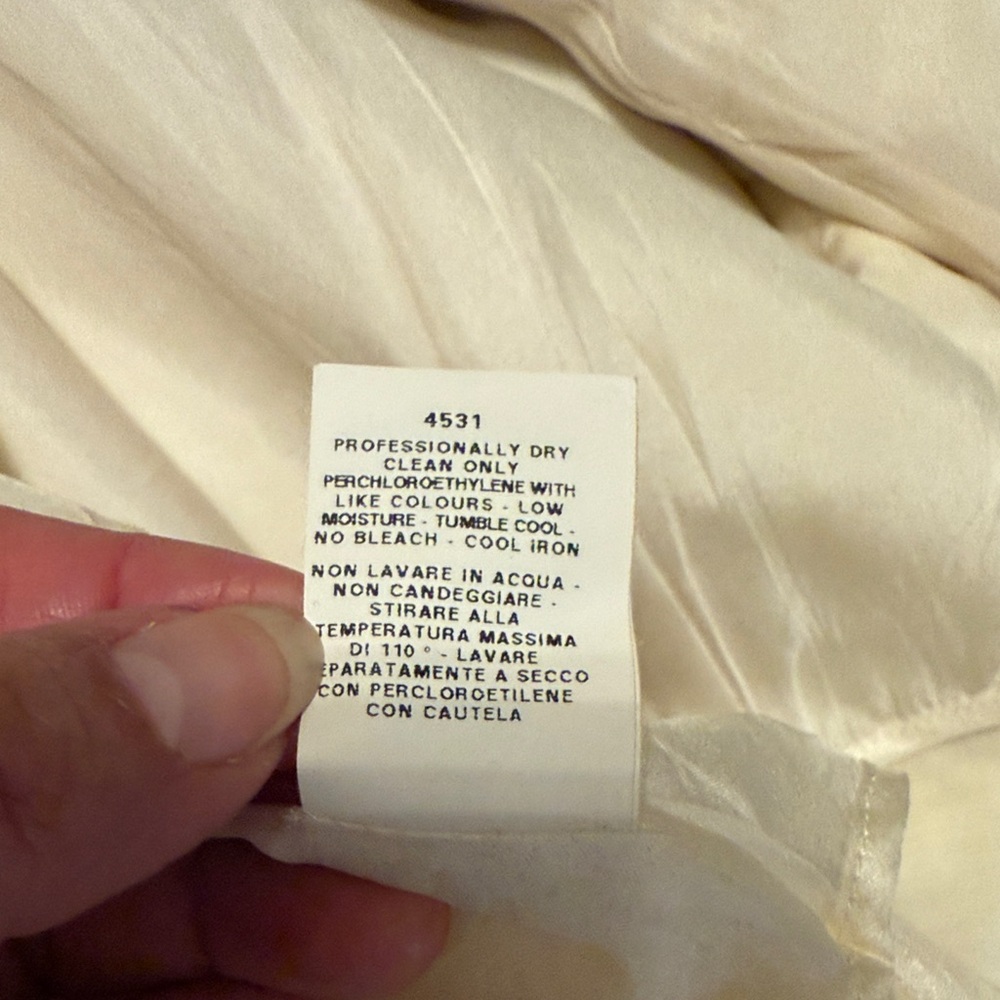 Narciso Rodriguez Cream Trench Coat - Picture 7 of 12